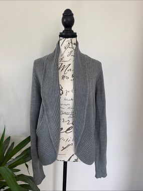 H&M Gray Ribbed Open-Front Shawl Collar Cardigan